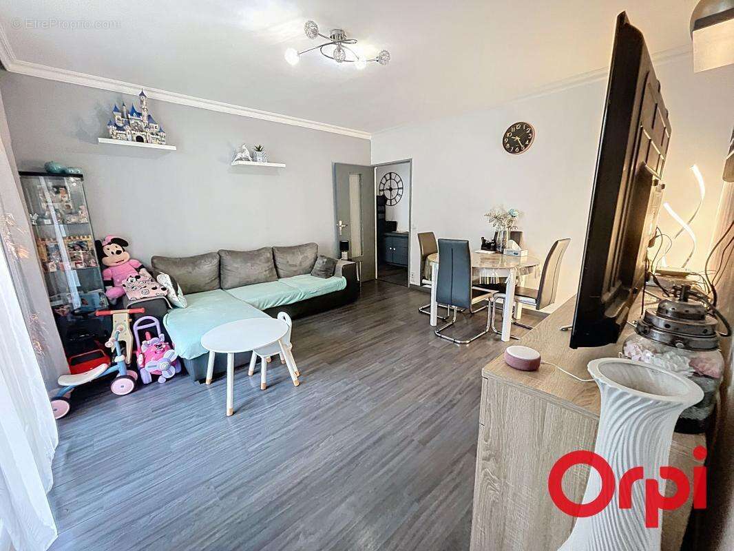 Appartement à MARSEILLE-12E