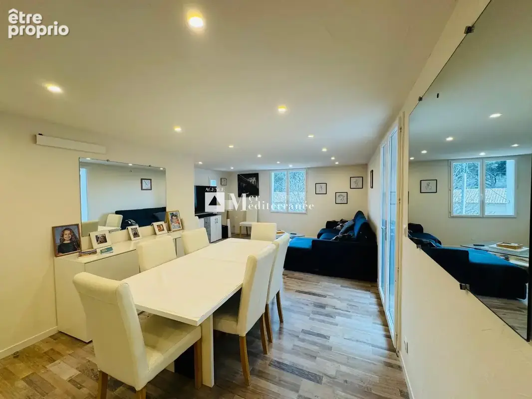 A vendre - maison 4 pieces de 185m2 avec un double garage de 45 m2 a grimaud - photo 2