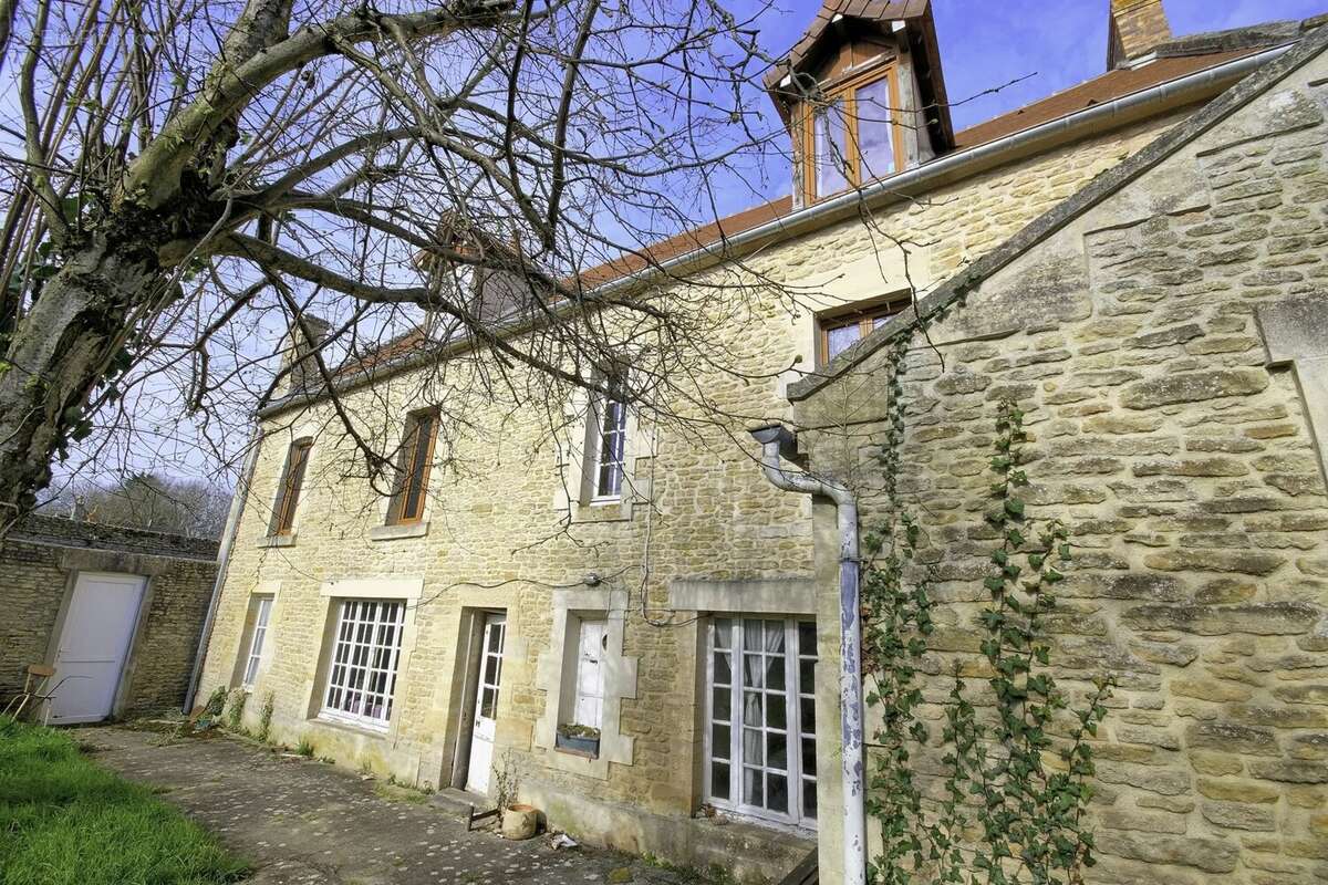 Maison à BERNIERES-SUR-MER