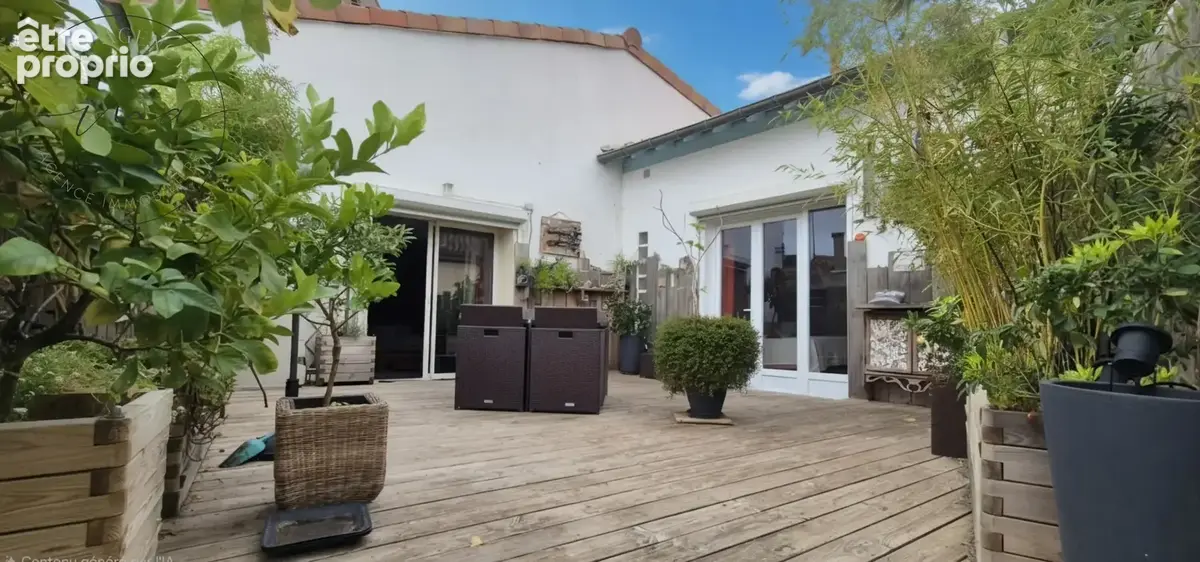 Maison vigneronne rénovée de 130 m2 à Roujan   3 chambres, terrasse, 2 garages - photo 2