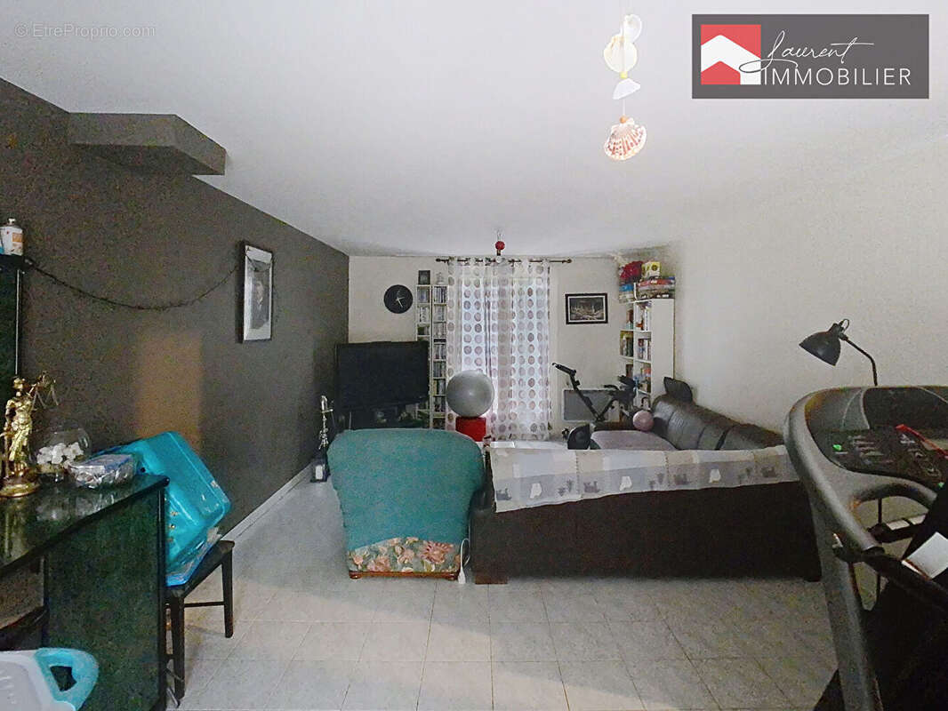 Villa de plain pied, 4 chambres, double garage - 01190 GORREVOD - photo 5