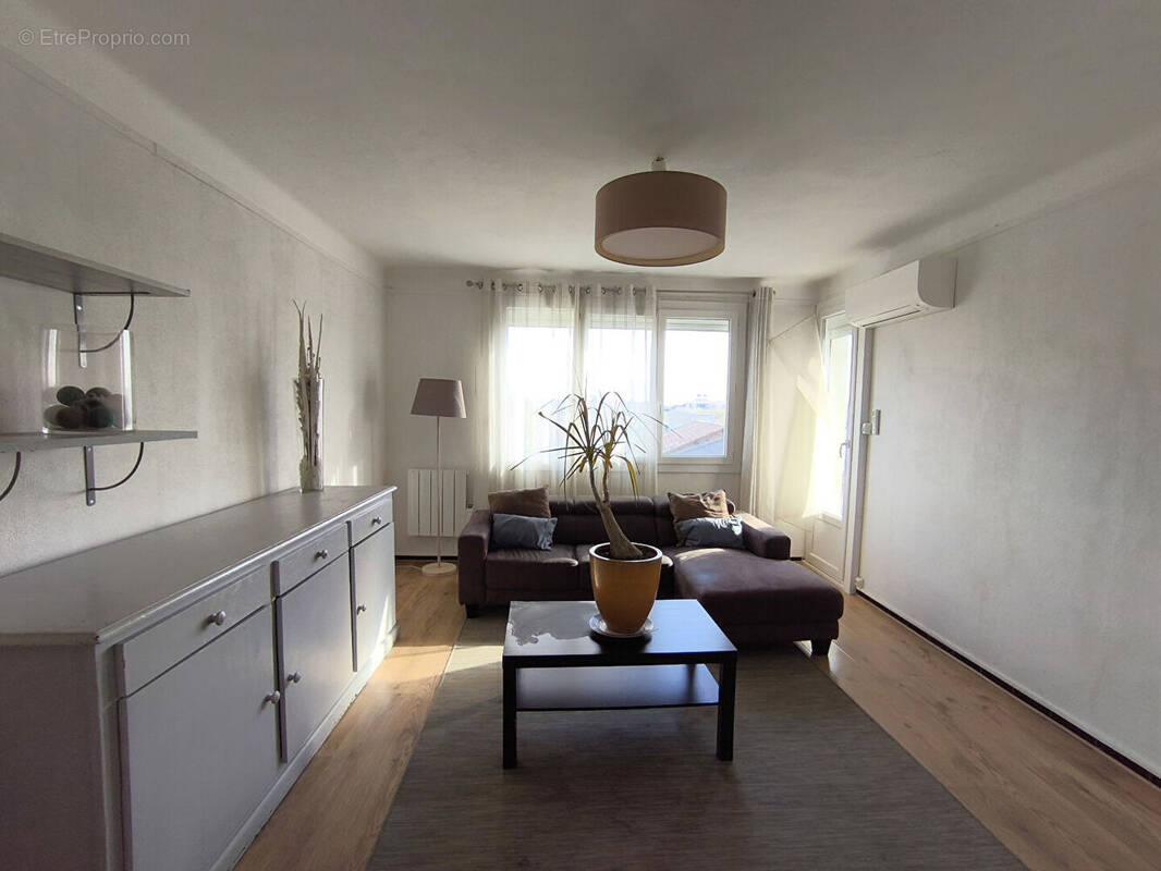 Appartement à NIMES