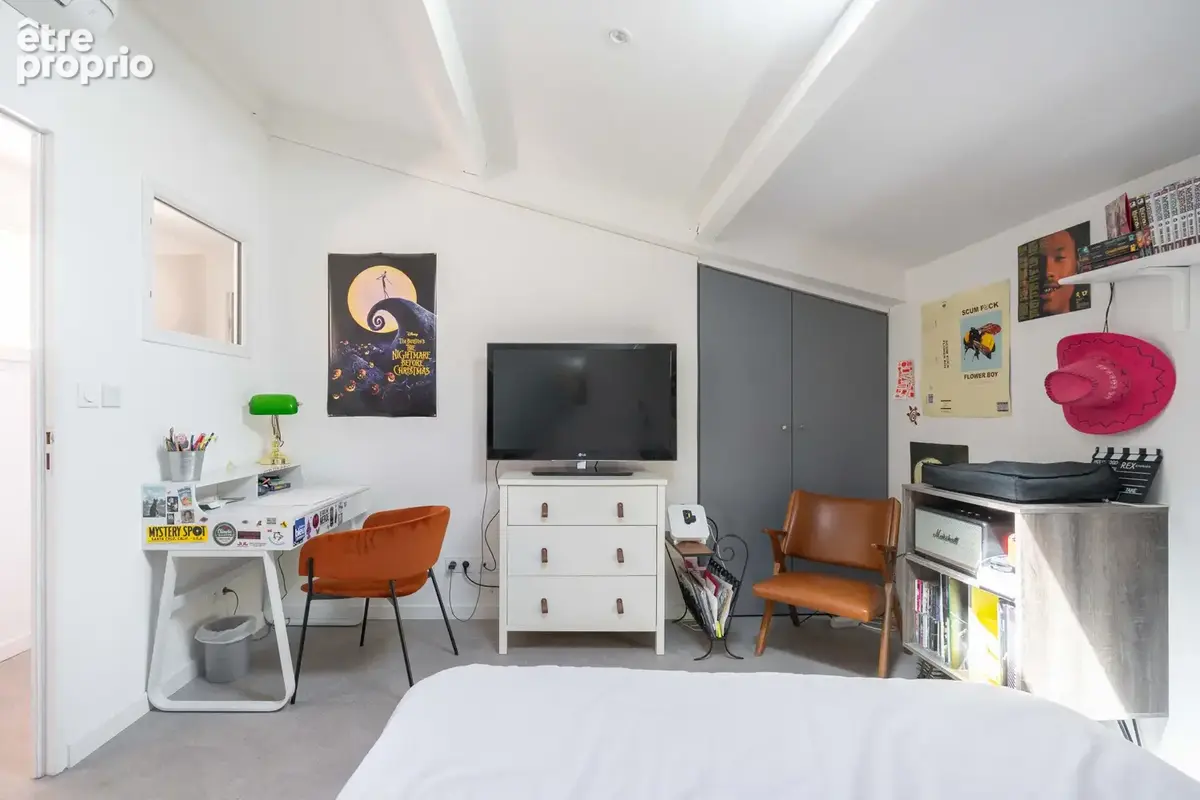 Triplex + deux terrasses + deux garages rare à la vente - photo 22
