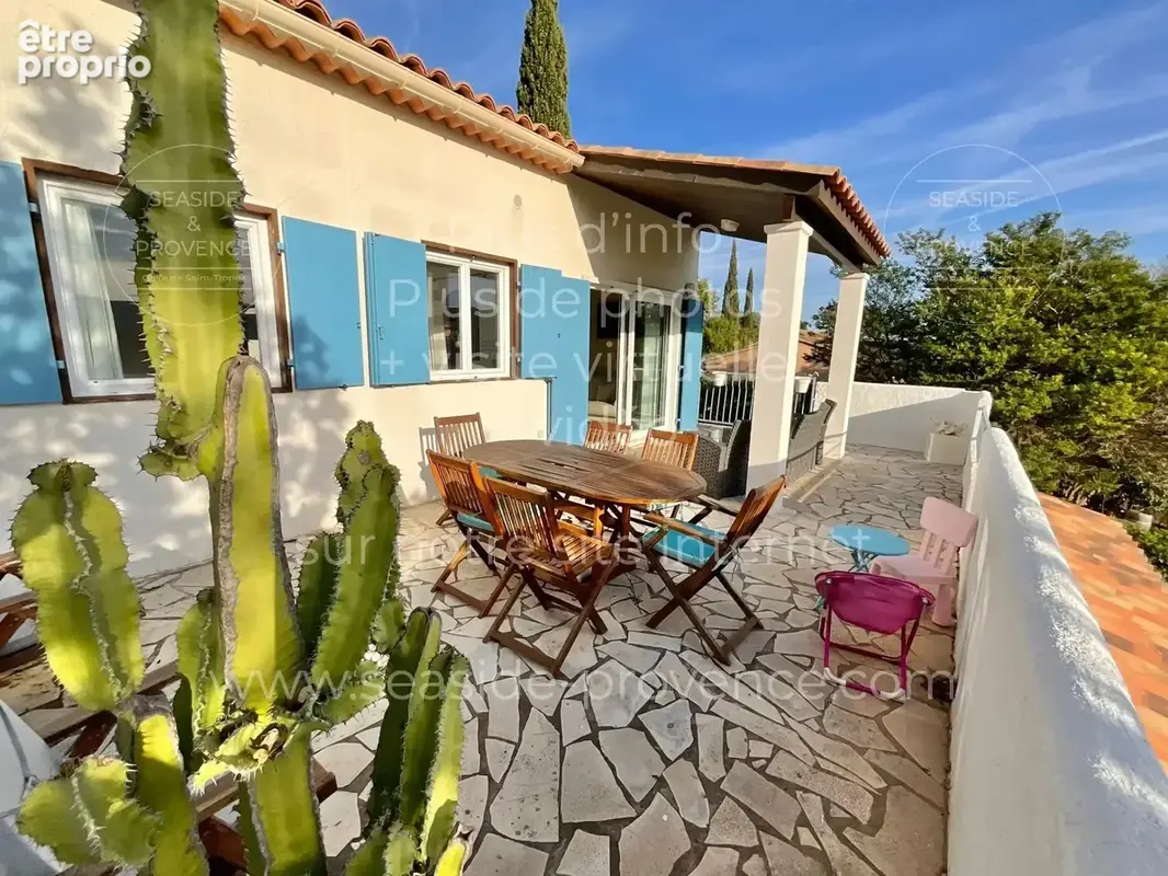 Maison avec piscine et vue dégagée au Plan-de-la-Tour - photo 2
