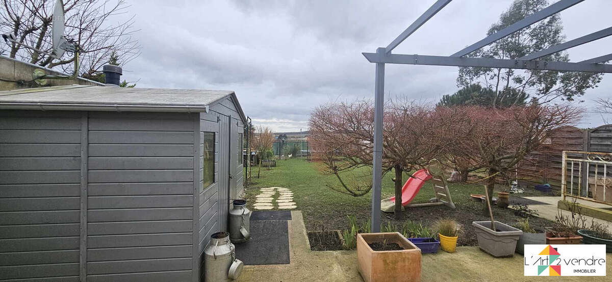 Maison à RESSONS-SUR-MATZ