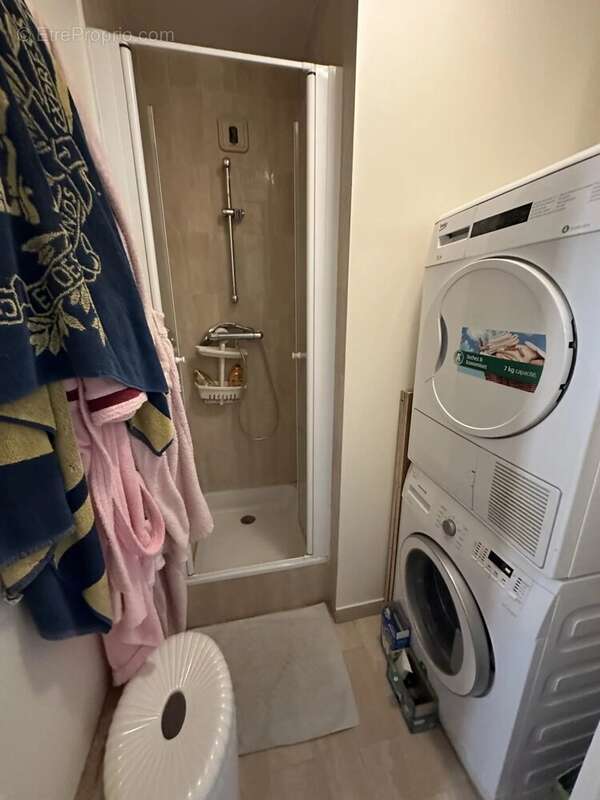 Appartement à CHARENTON-LE-PONT