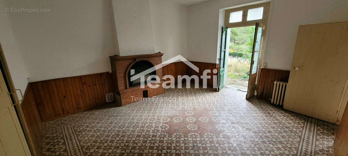 Maison à BOISSET-ET-GAUJAC