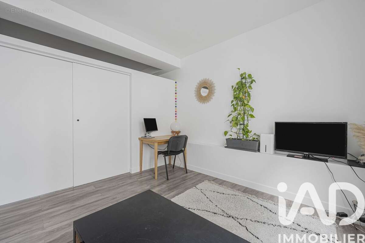 Photo 3 - Appartement à PARIS-19E