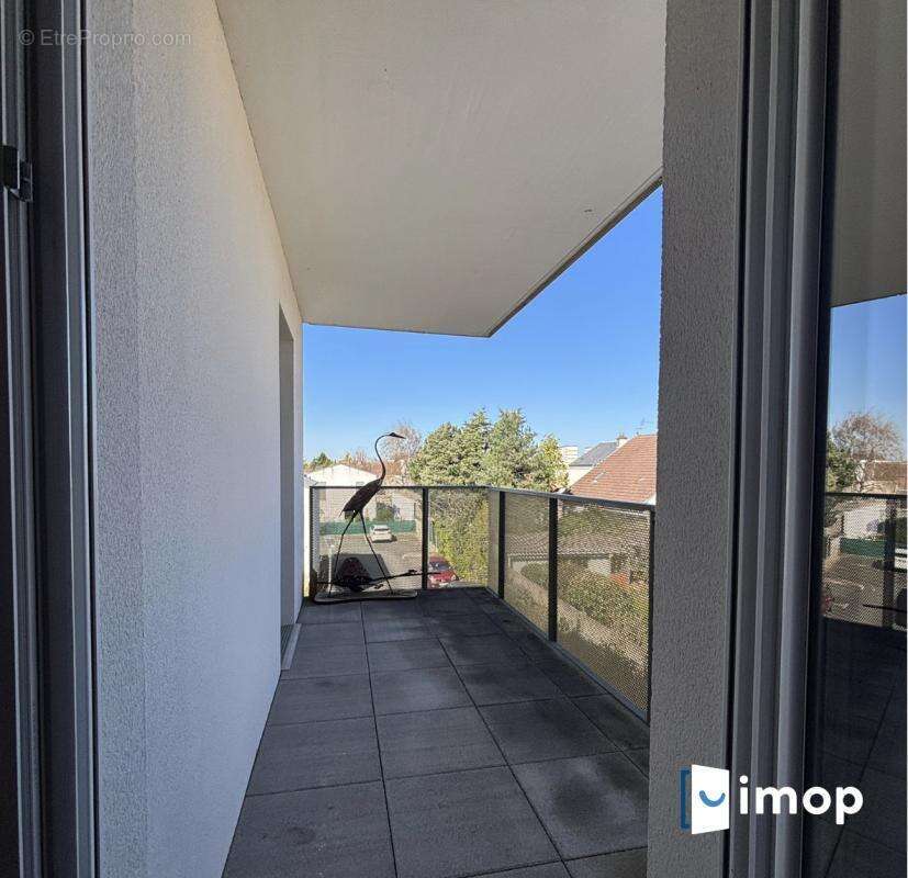 T4 avec terrasses et parkings - photo 12