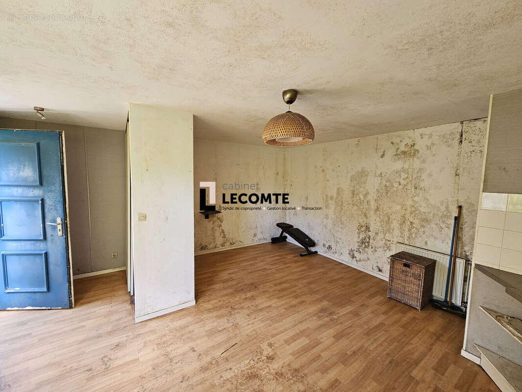 Appartement à LA CHAPELLE-DES-FOUGERETZ