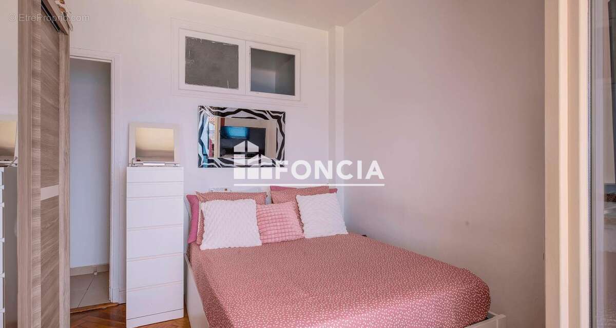 A vendre Promenade, 2p DERNIER ETAGE avec terrasse - photo 8