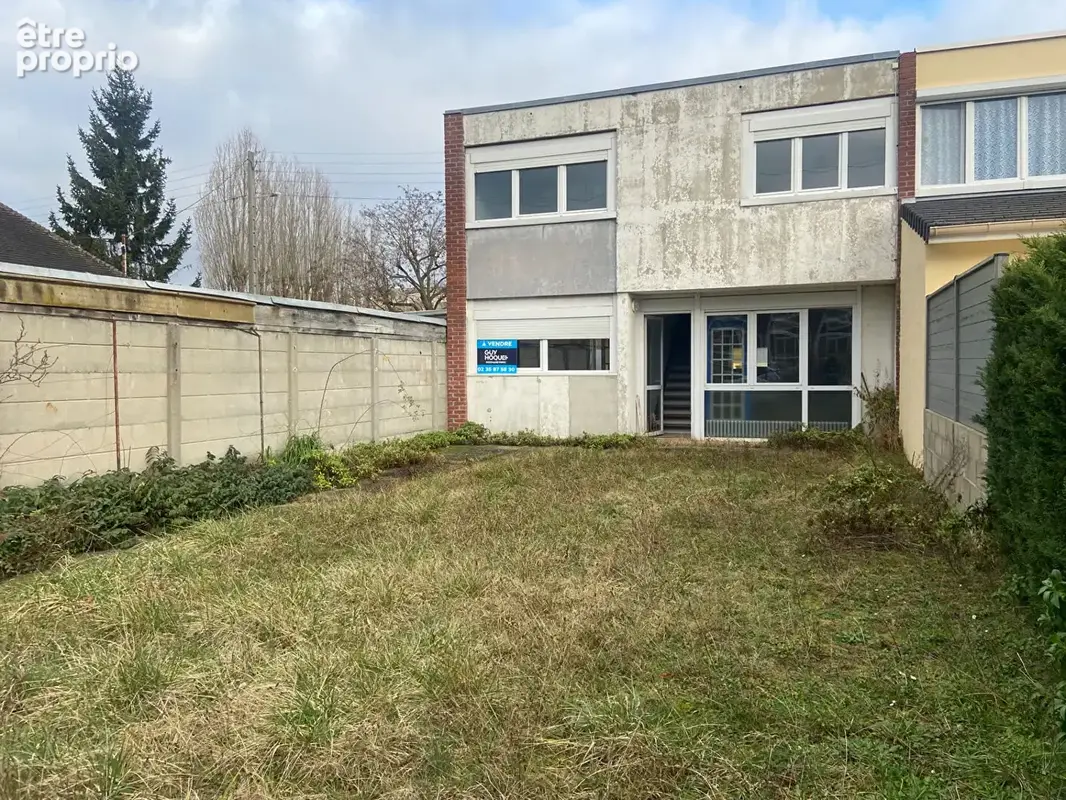 Maison 6 pièces 97 m² · à Saint-Aubin-lès-Elbeuf · 97 m² · 145 000 €