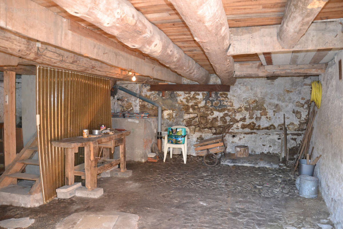 Belle maison de ville de 160 m2 bien située à fort potentiel - photo 26