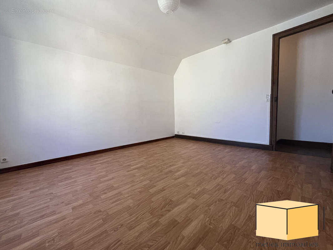 Maison 71 m² à Belley  - photo 6
