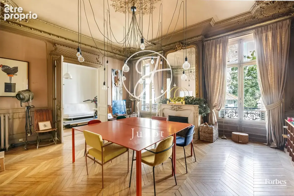 Paris 9e - BLANCHE / RUE DE BRUXELLES - Appartement  - 7 pièces - 230,28m² Carrez - 239,38m² au sol - 4/5 chambres - photo 5