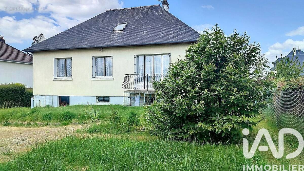 Photo 1 - Maison à PLEINE-FOUGERES