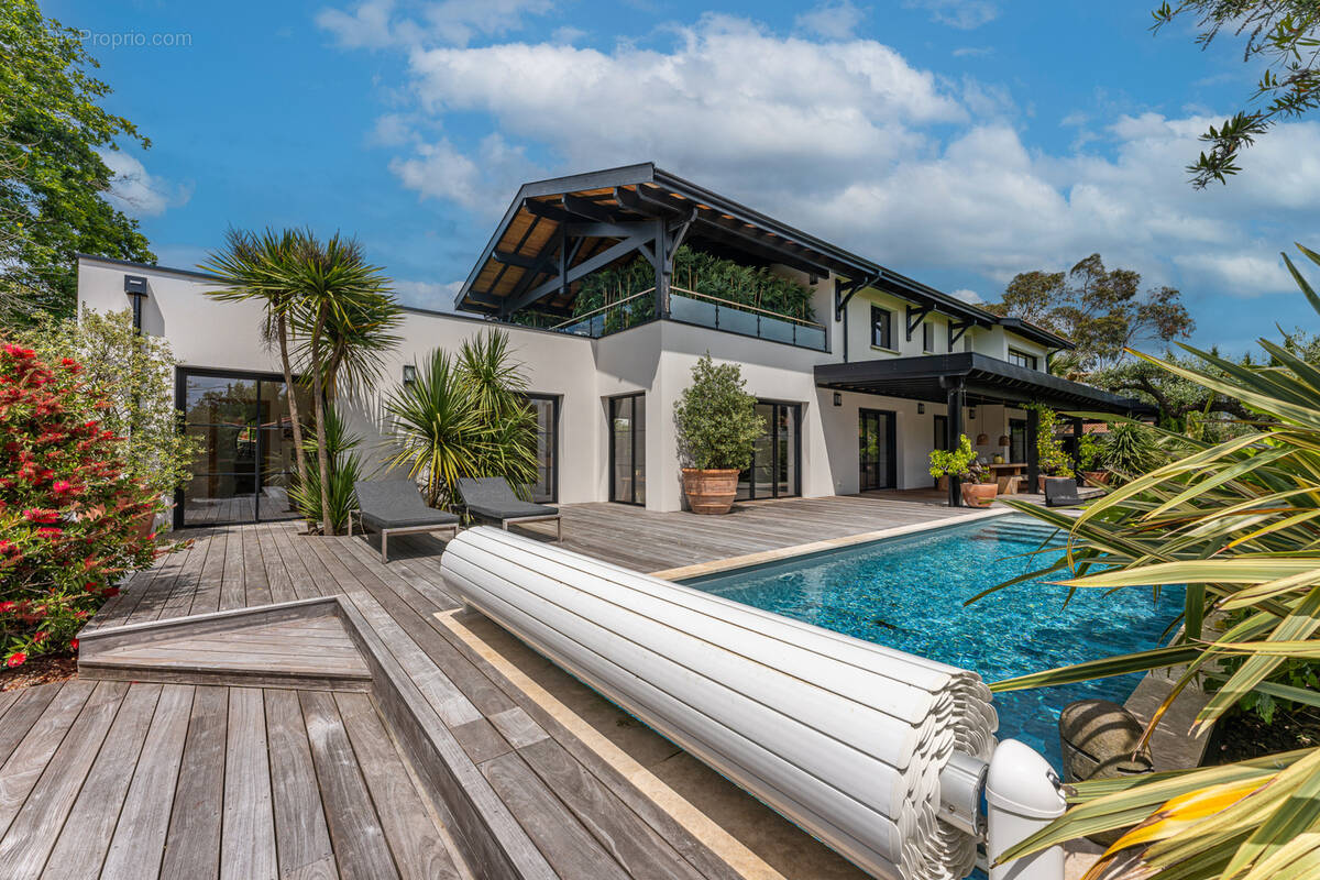 Maison à GUJAN-MESTRAS