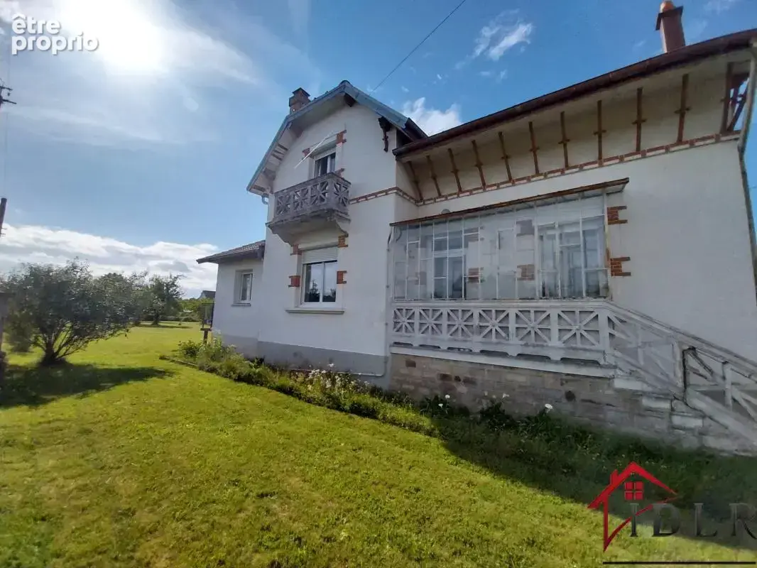 Maison à FOUGEROLLES