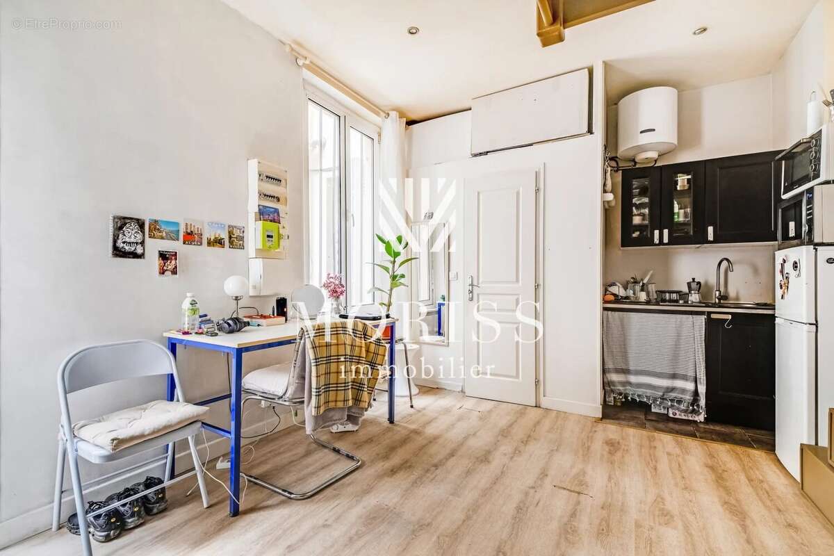 Appartement à PARIS-18E
