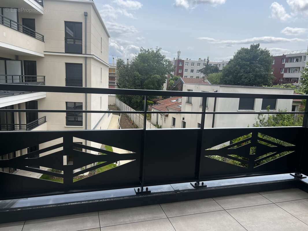 Appartement à LE PERREUX-SUR-MARNE