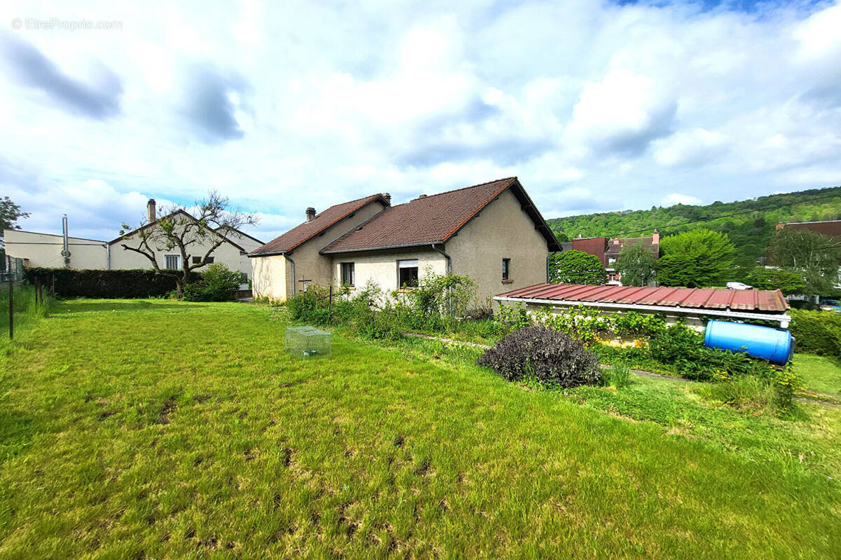 Maison à CORNY-SUR-MOSELLE