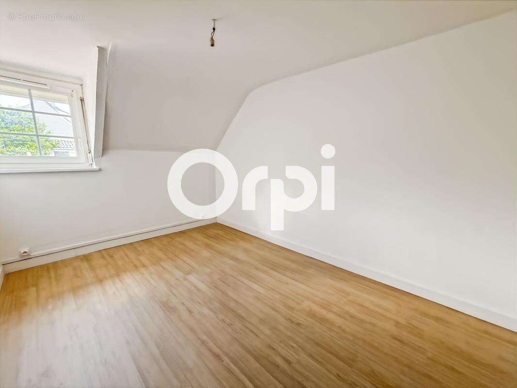  Maison de Ville - 72 m² avec Jardin, Terrasse  2 Chambres Bureau - photo 3