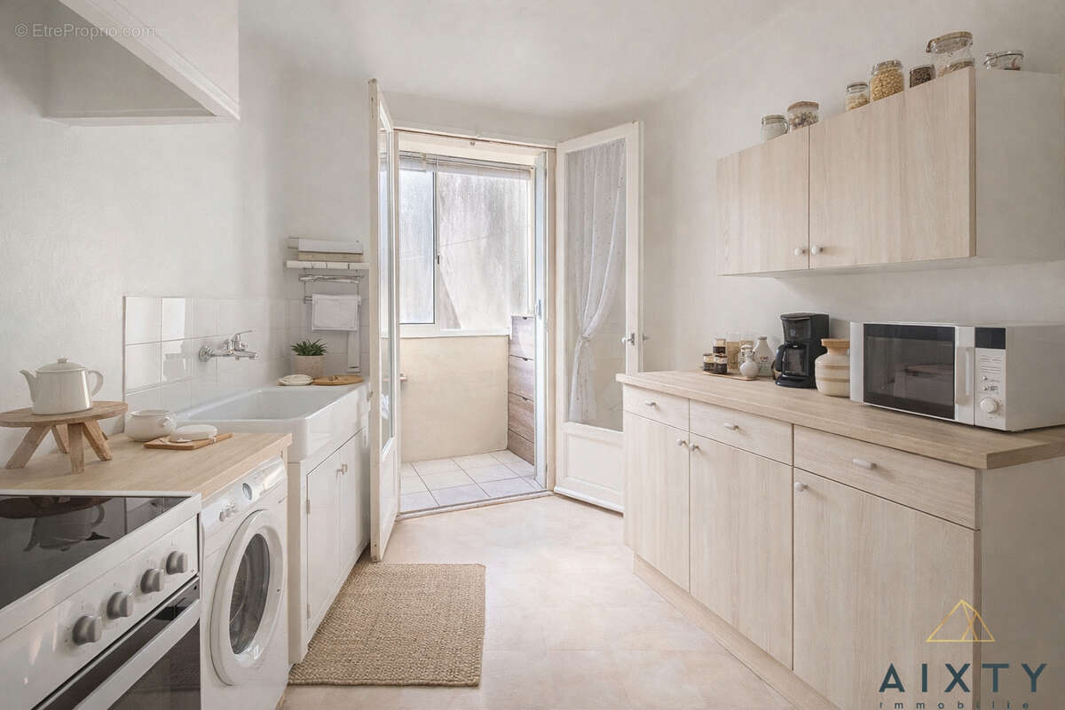 Appartement à MARSEILLE-5E