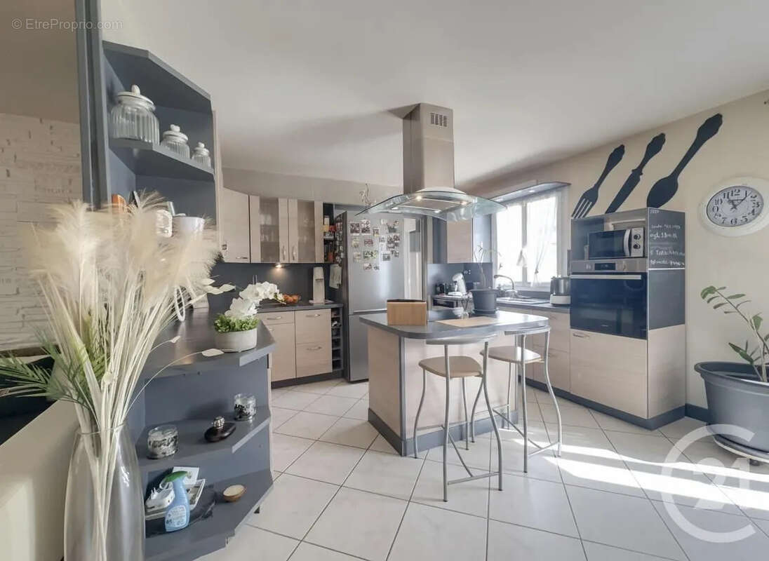 Maison à AMILLY