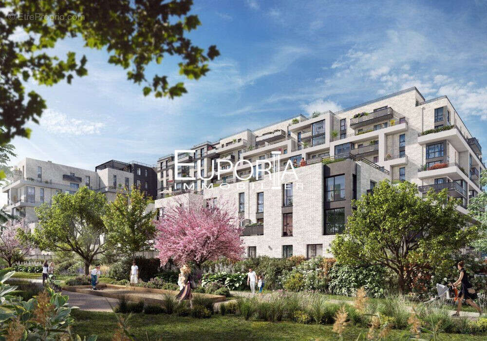 Appartement à SURESNES