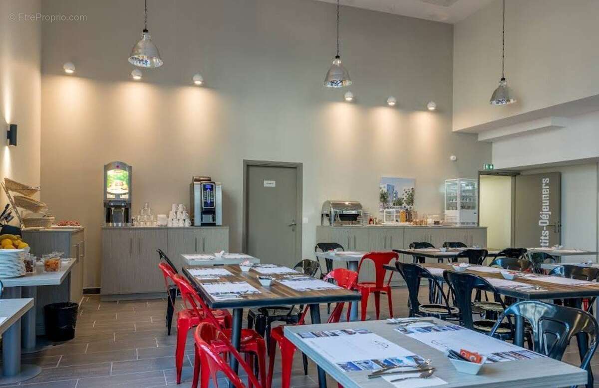 INVESTISSEMENT LOCATIF  Bordeaux  Résidence étudiante All Suites Study Bordeaux Centre Gare - 5,35 % de rentabilité - photo 7