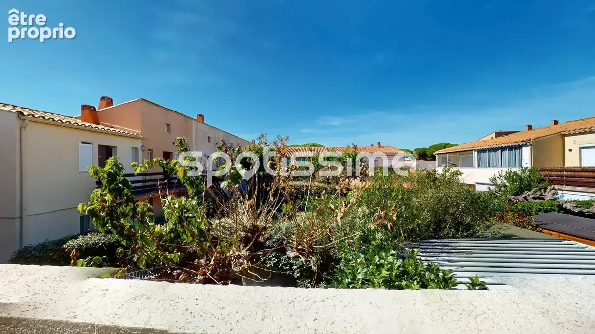 Appartement T2 avec mezzanine, terrasse et parking à vendre au Cap d'Agde  Secteur Pinède - photo 2