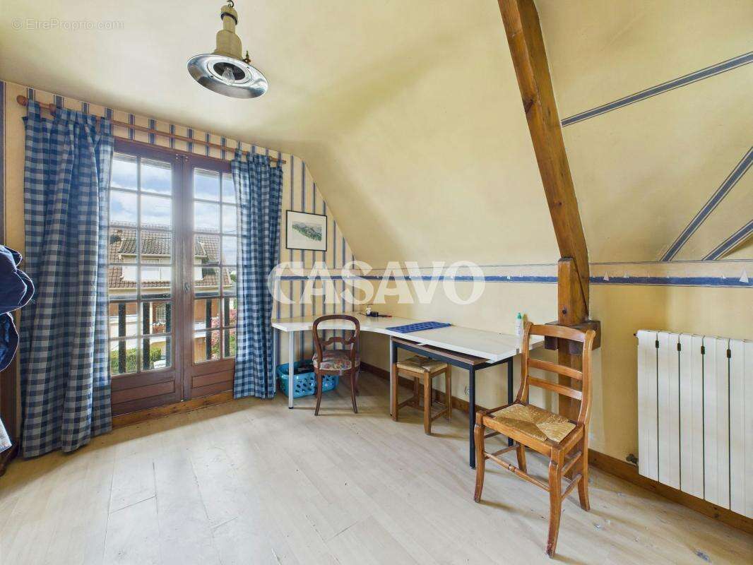 Vente Maison 8 pièces de 200m² - 95100 Argenteuil - photo 15