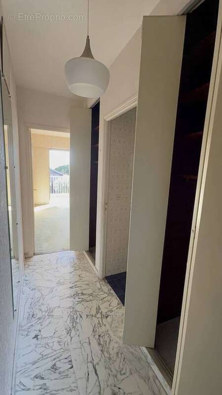 Appartement à VENCE