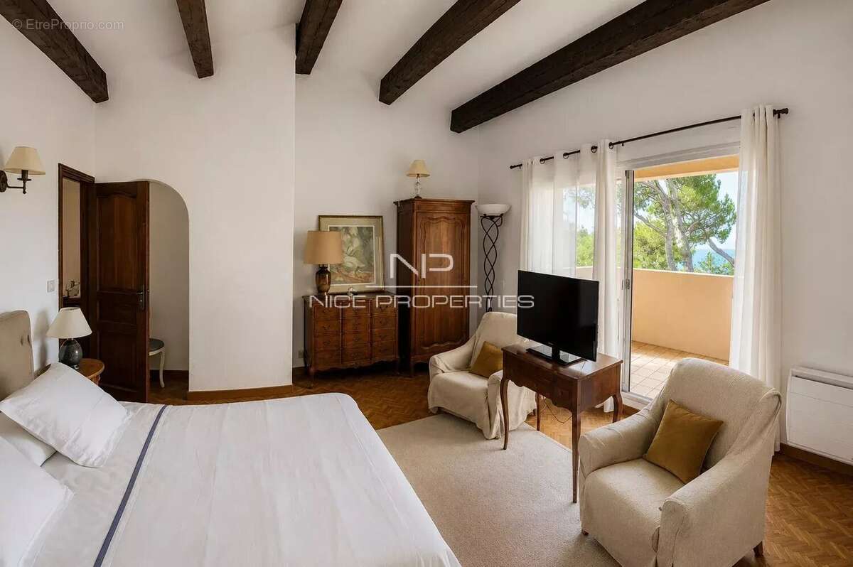 Nice, Saint Pancrace, superbe villa 6 pièces, Vue mer - photo 11