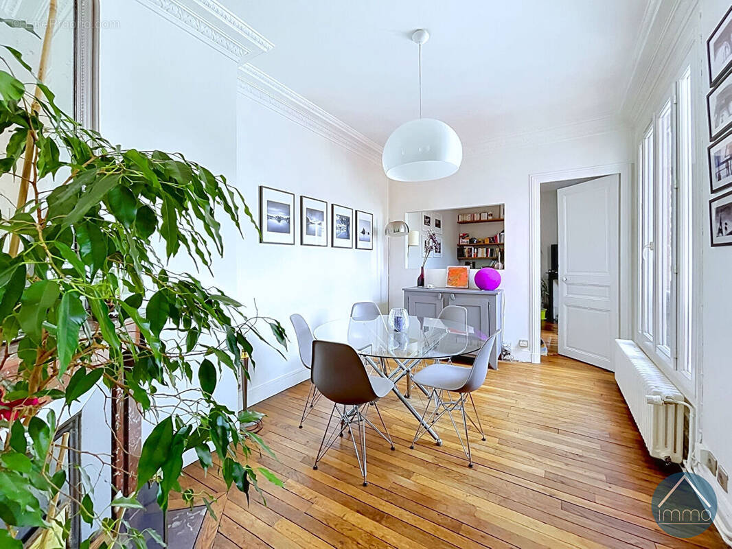 Appartement à ASNIERES-SUR-SEINE