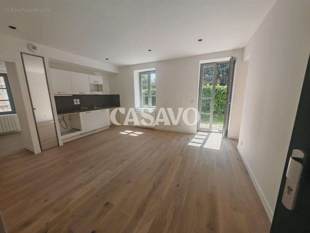 Appartement à TASSIN-LA-DEMI-LUNE