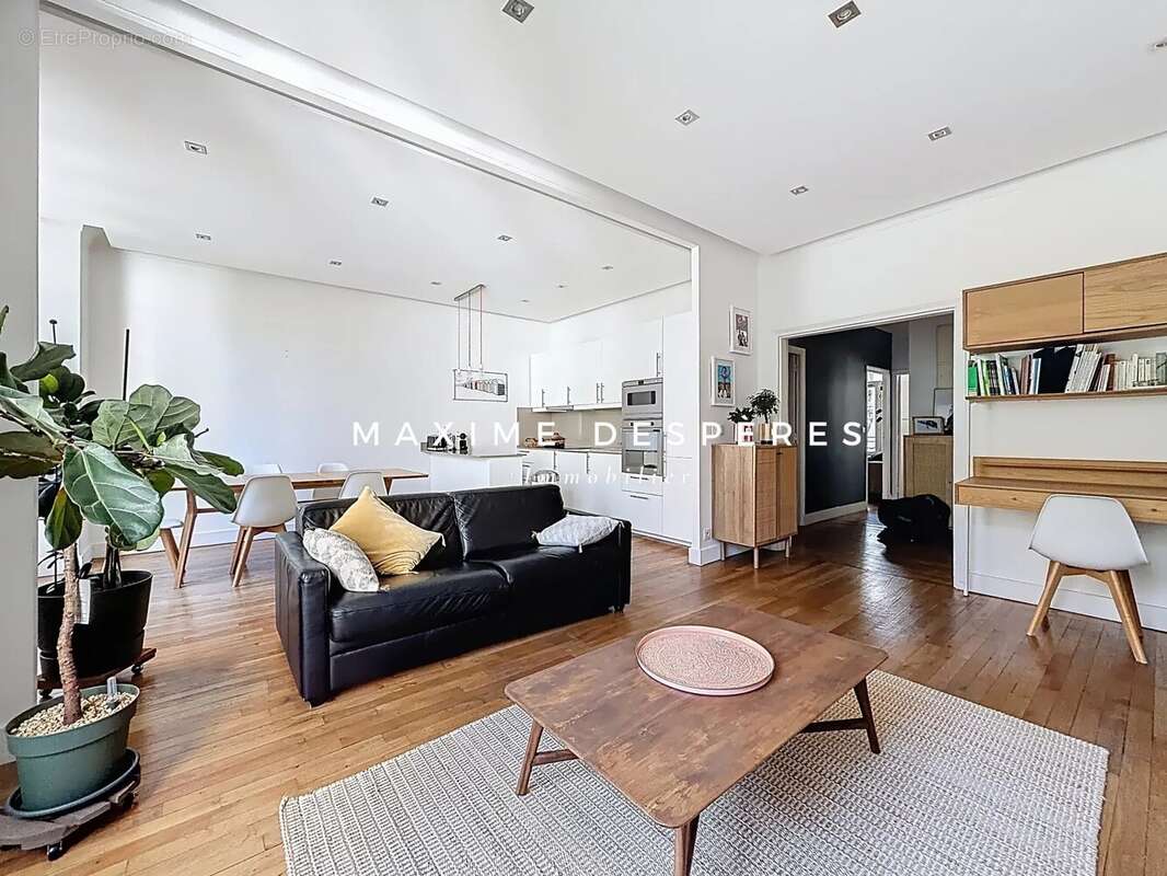 Appartement à NEUILLY-SUR-SEINE