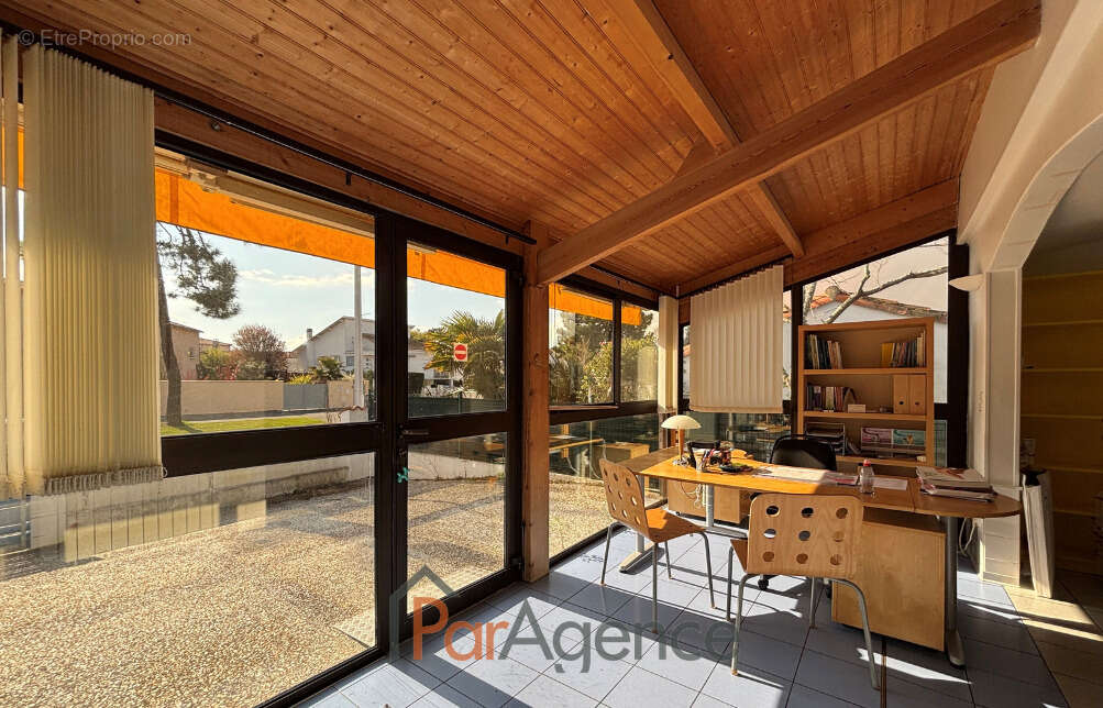 Maison à VAUX-SUR-MER