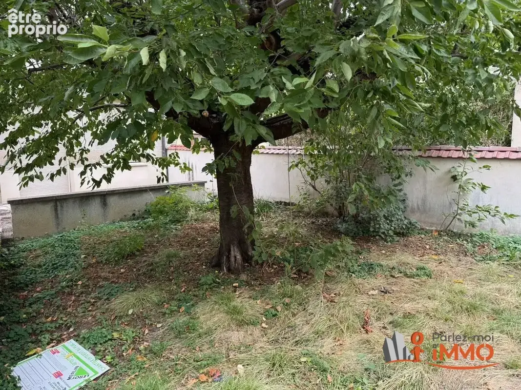 Appartement 2 pièces 53 m² à vendre à Saint-Etienne (42000) - photo 2