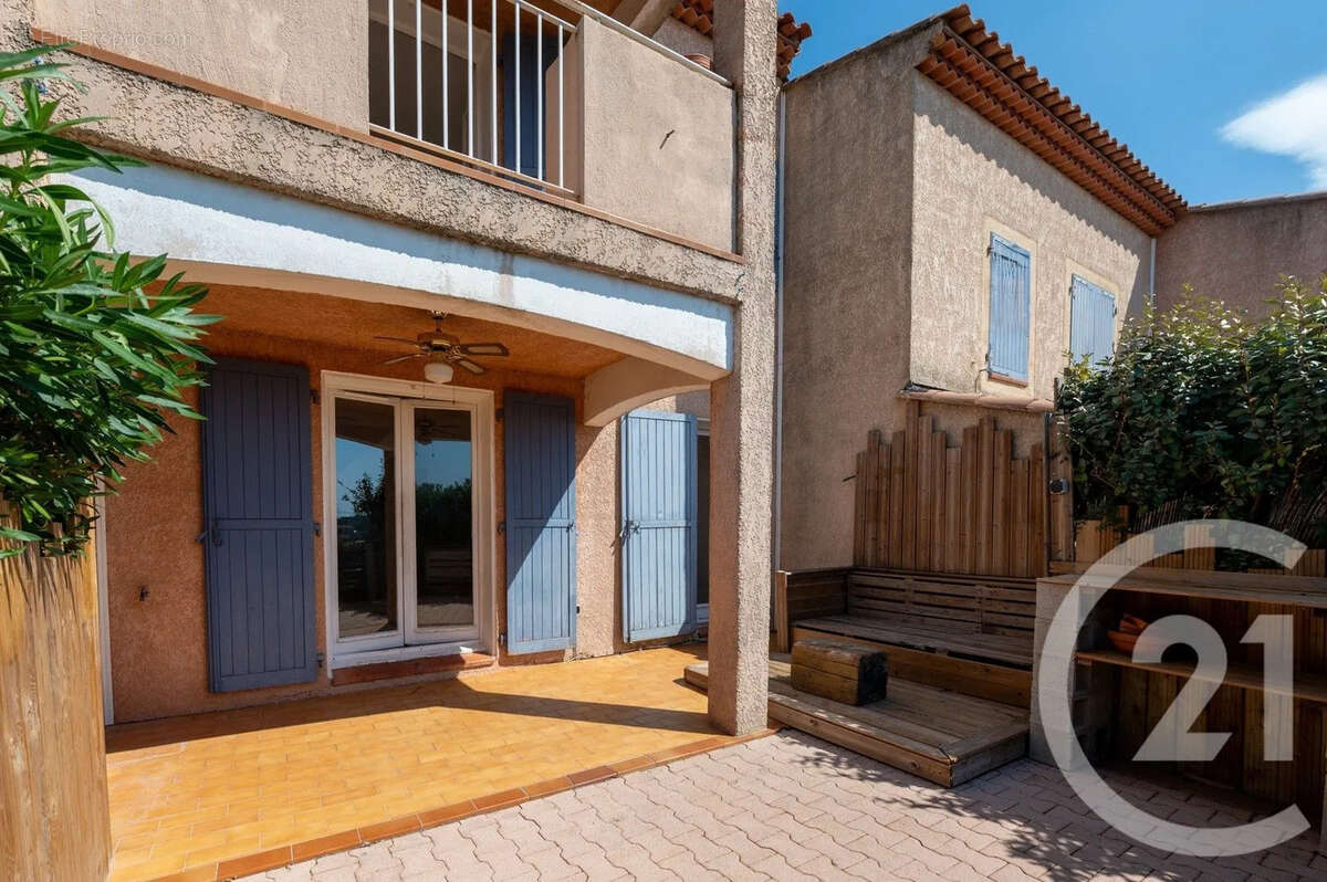 Maison à BORMES-LES-MIMOSAS
