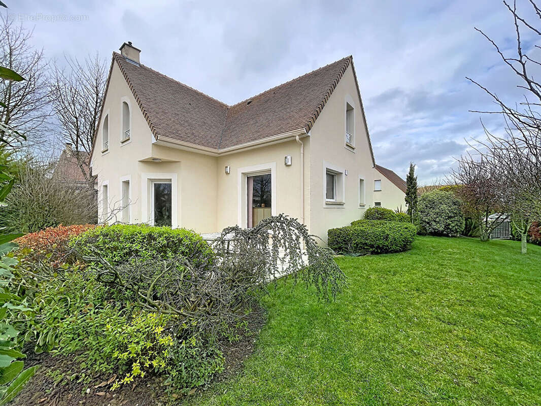 Maison à EVRECY