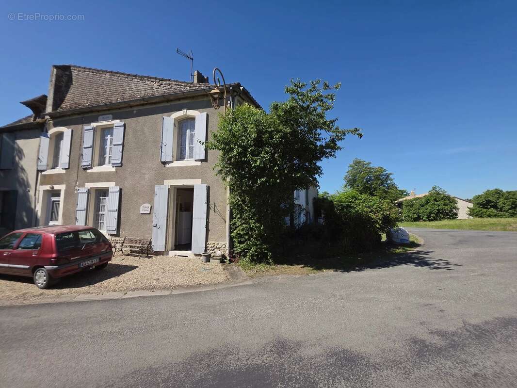 Maison à SOUMENSAC