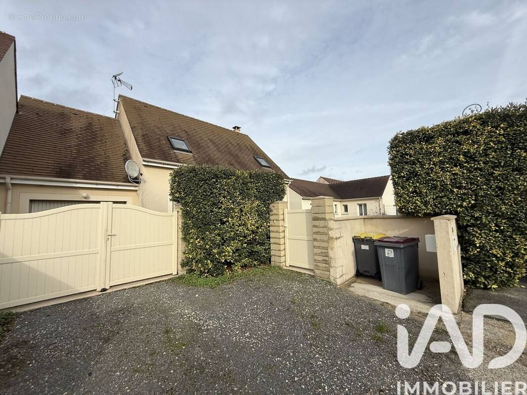 Photo 1 - Maison à LA GRANDE-PAROISSE