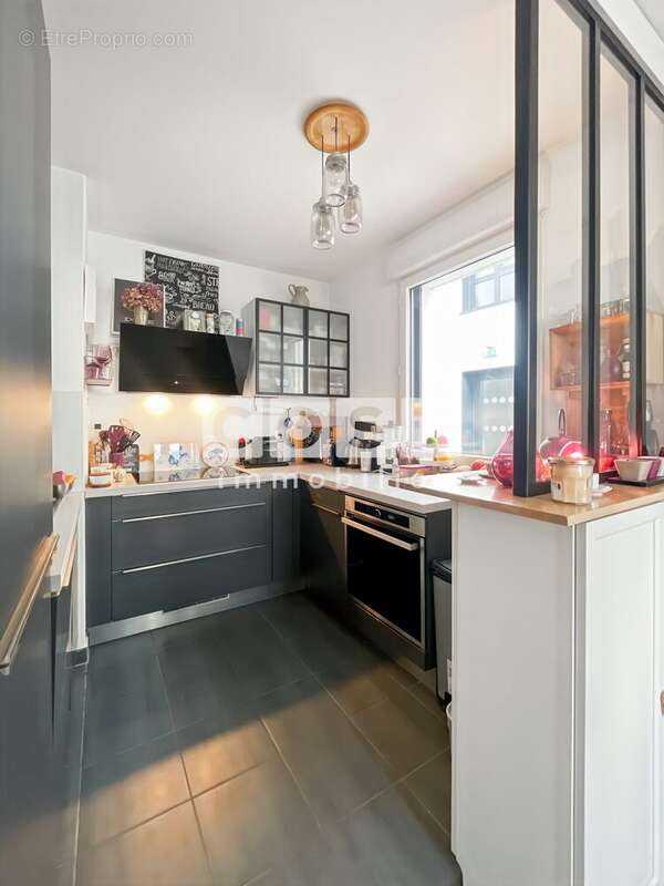 Appartement à GENNEVILLIERS