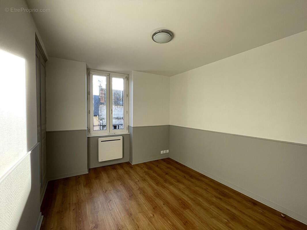 Appartement à ARGENTON-SUR-CREUSE