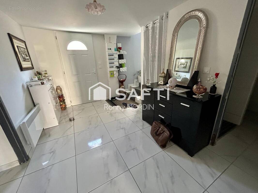 Photo 1 - Maison à CASTILLON-LA-BATAILLE