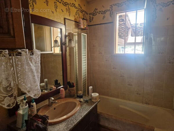 Maison à POIX-DE-PICARDIE