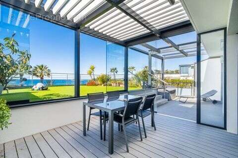 Appartement à SANARY-SUR-MER