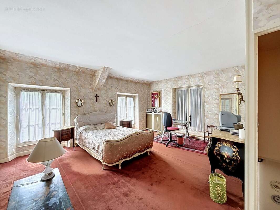 Chambre 1 - Maison à JOUY-EN-JOSAS