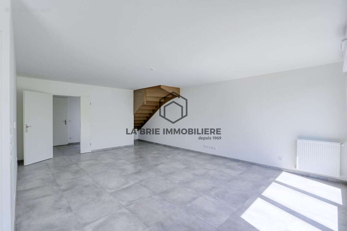 Maison 125 m² à Mennecy  - photo 9